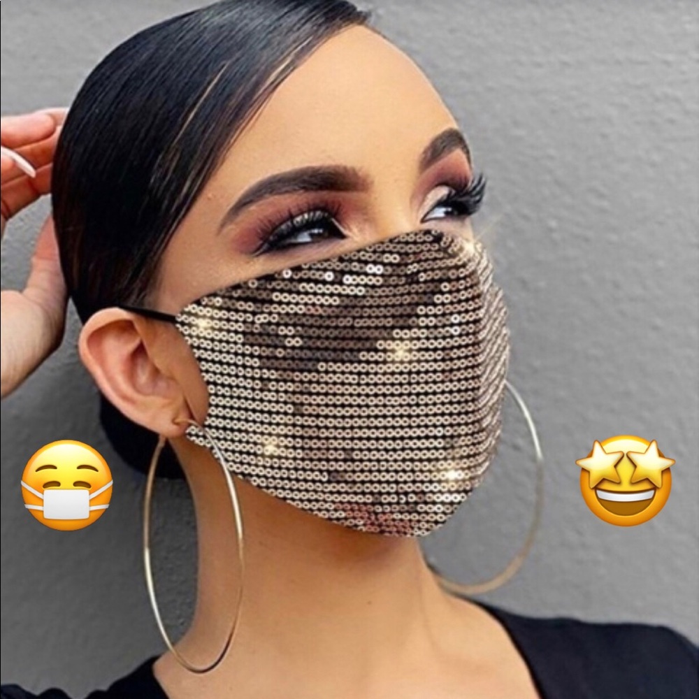💫Gold Sequin Face Mask💫